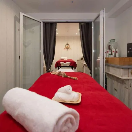 Hotell Elegance 4*