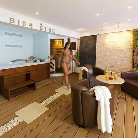 Elegance 4*