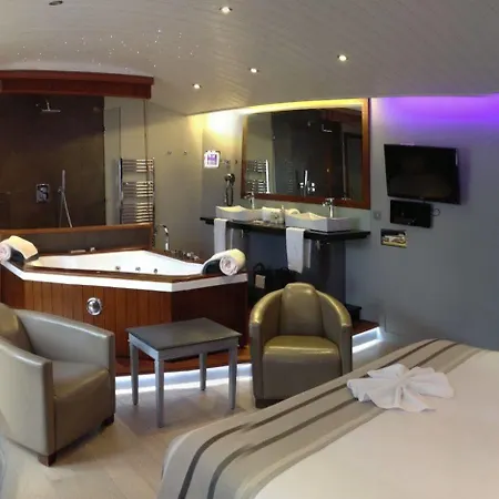 Elegance 4*