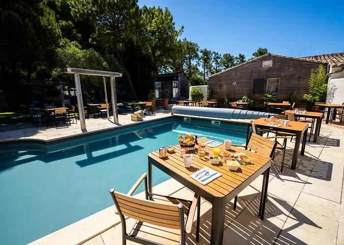 Hotel Elegance Suites Hotel