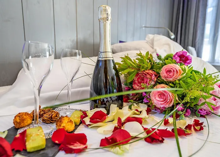 Elegance Suites Hotel Hotel 4*