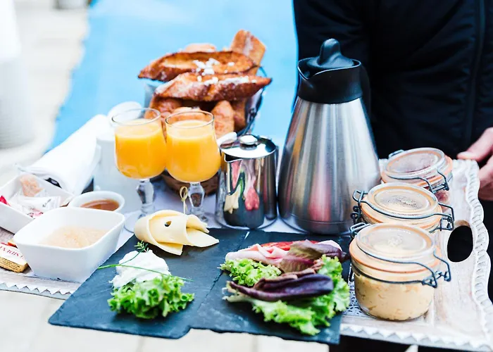 Hotel Elegance Suites Hotel