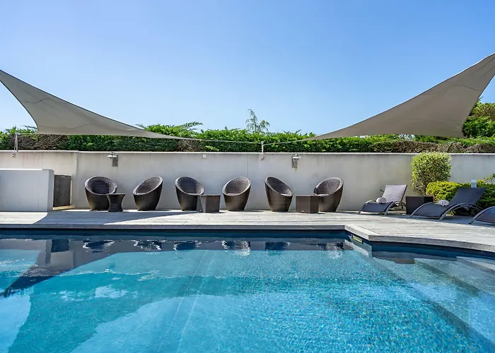 Elegance Suites Hotel Hotel 4*