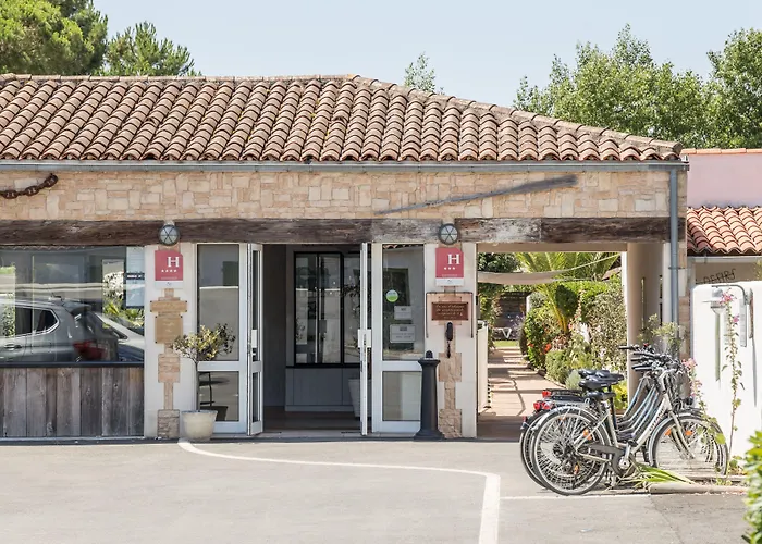 Elegance Suites Hotel Hotel