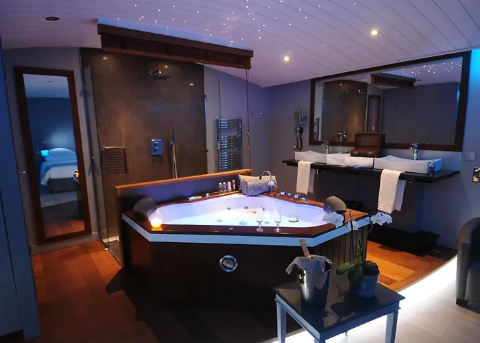 Hotel Elegance Suites Hotel